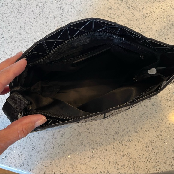 BAOBAO Issey Miyake black patent and gunmetal purse, removable strap.like new! - Picture 7 of 8